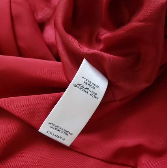 Red off-the-shoulder dress - Picture 6 of 6